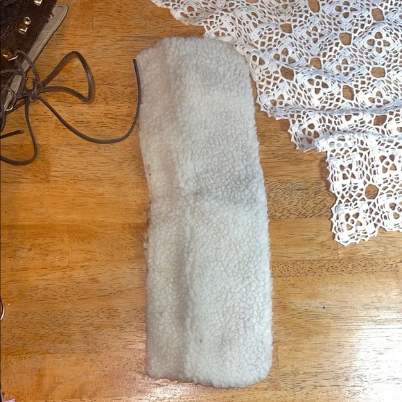 Michael Kors Leather & Quilted Heeled Boots with removable Cuff - Picture 6 of 14